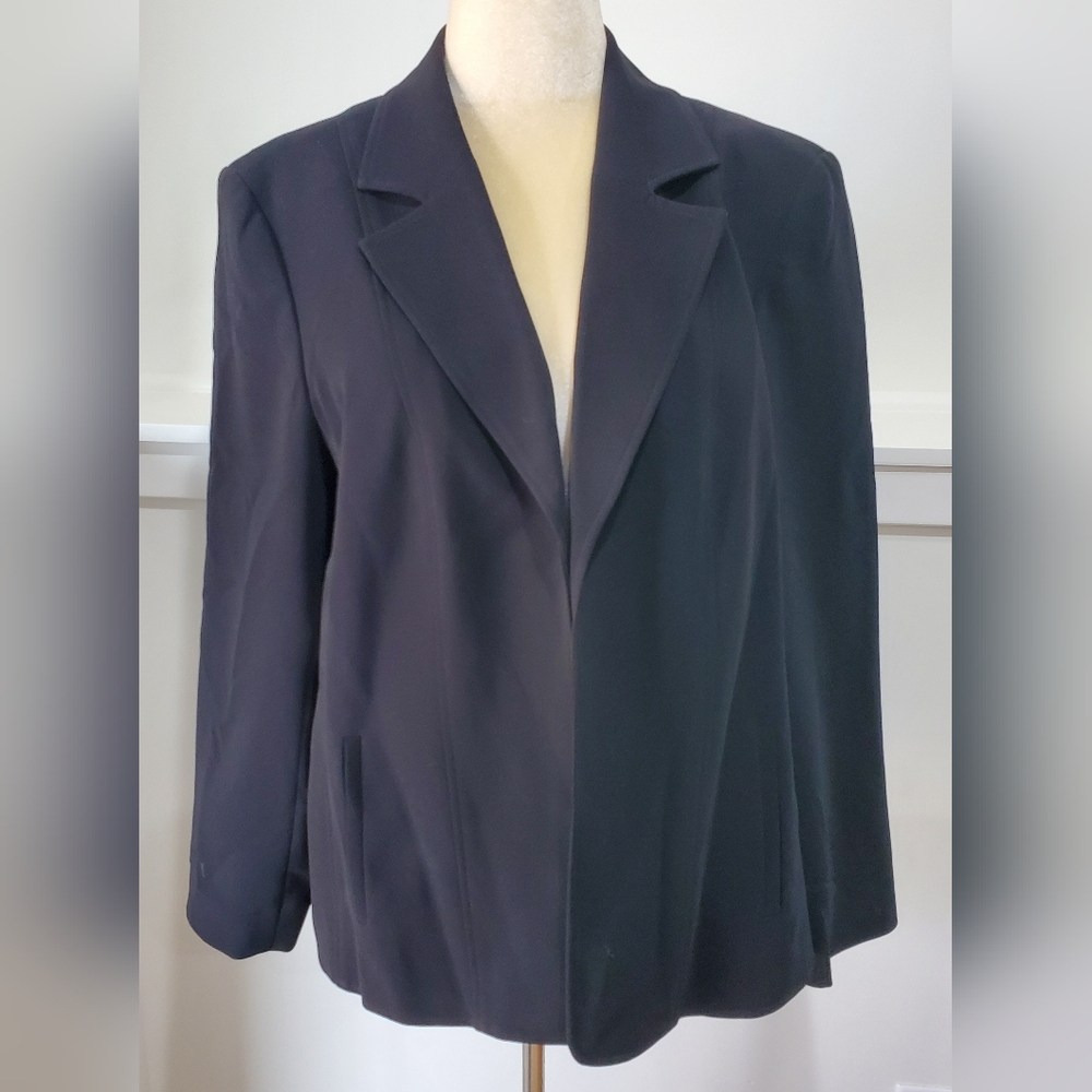Louben Women Size 20W Black Blazer